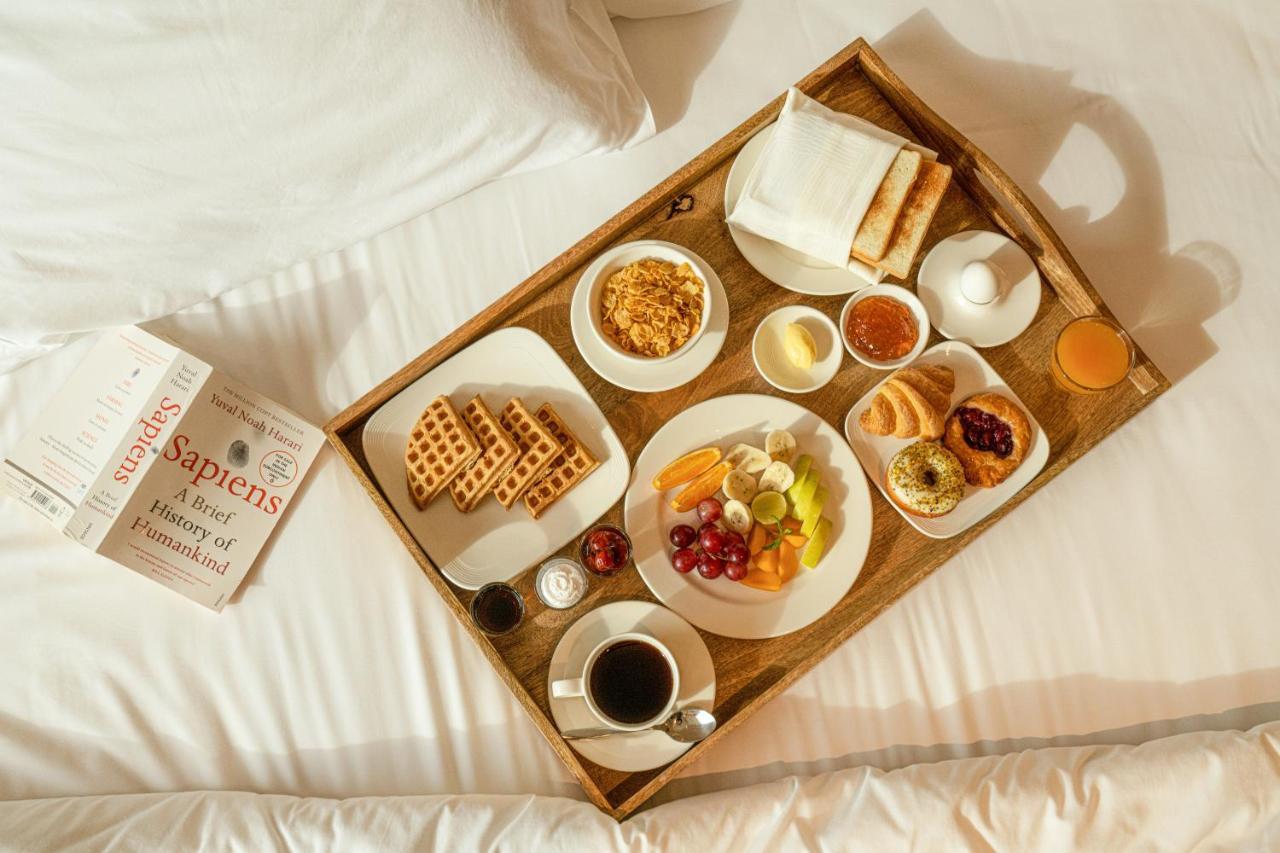 O By Tamara, Trivandrum Thiruvananthapuram Zewnętrze zdjęcie Room service breakfast