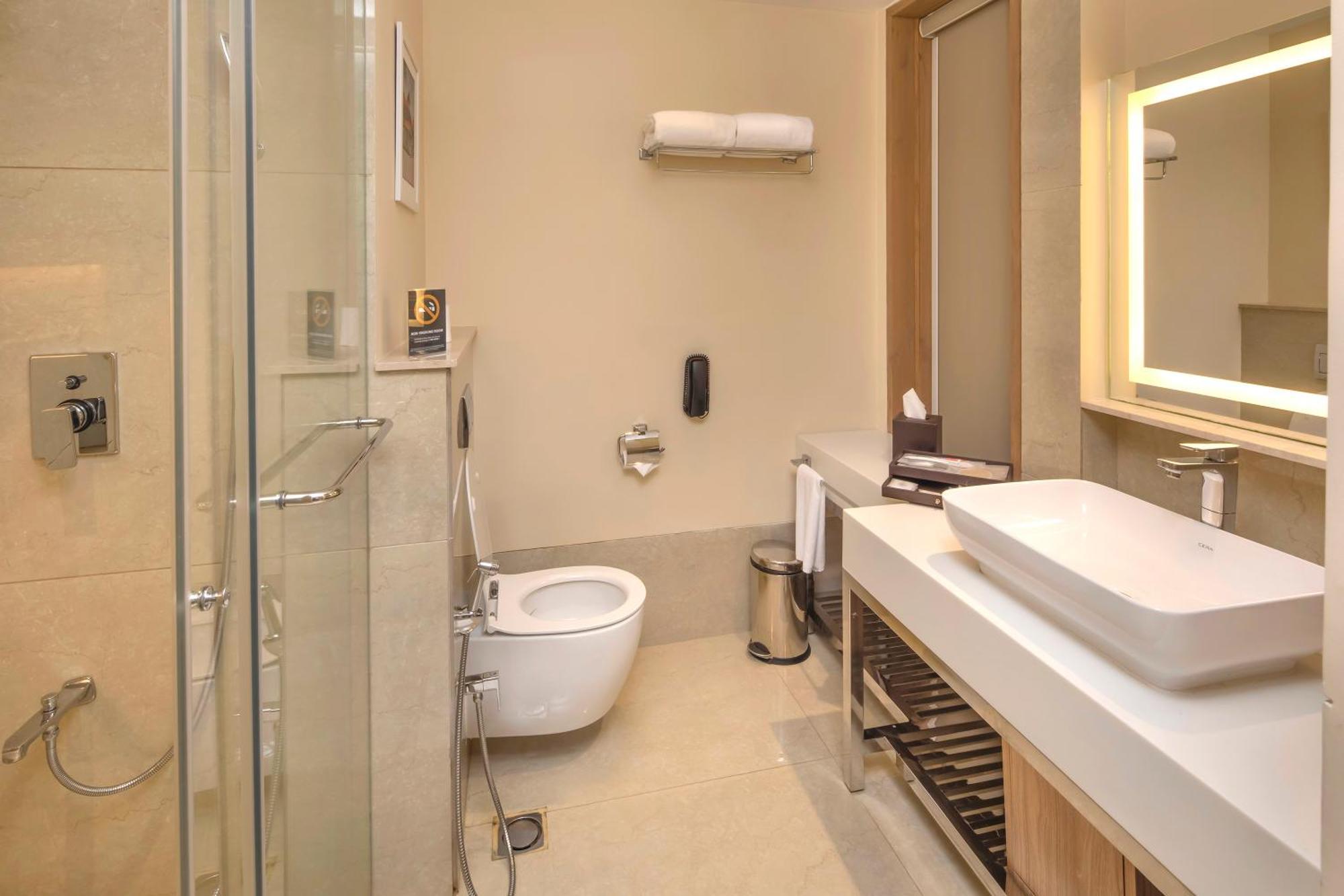 O By Tamara, Trivandrum Thiruvananthapuram Zewnętrze zdjęcie Bathroom